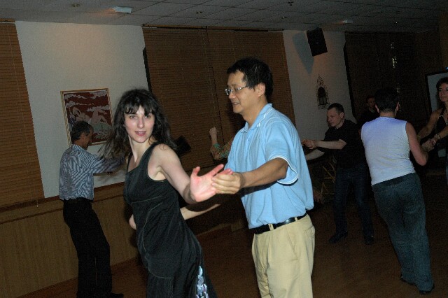 min 2006 02 12 agora 180